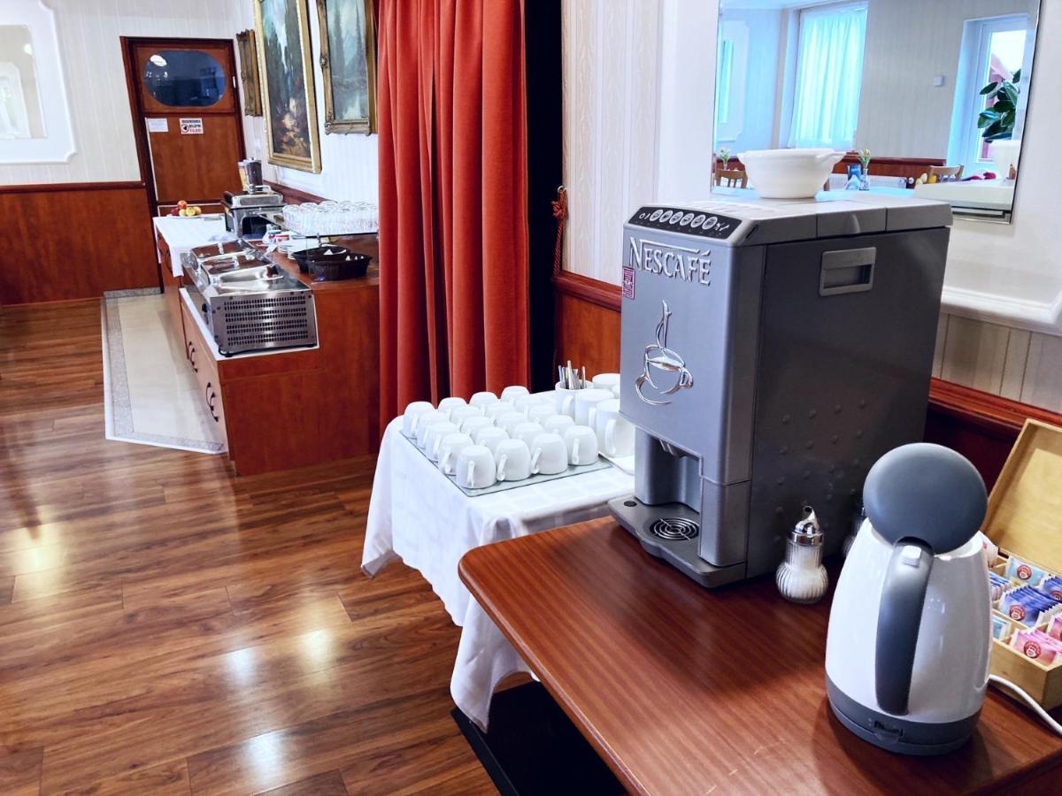 Liza Aqua & Conference Hotel 3*